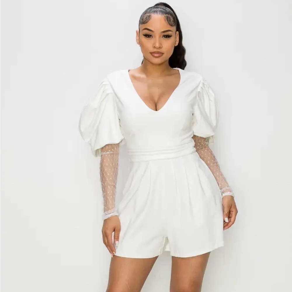 Puff SLEEVE PLEATED FRONT ROMPER WHITE NEW NWT SZ S mesh sparkle playsuit